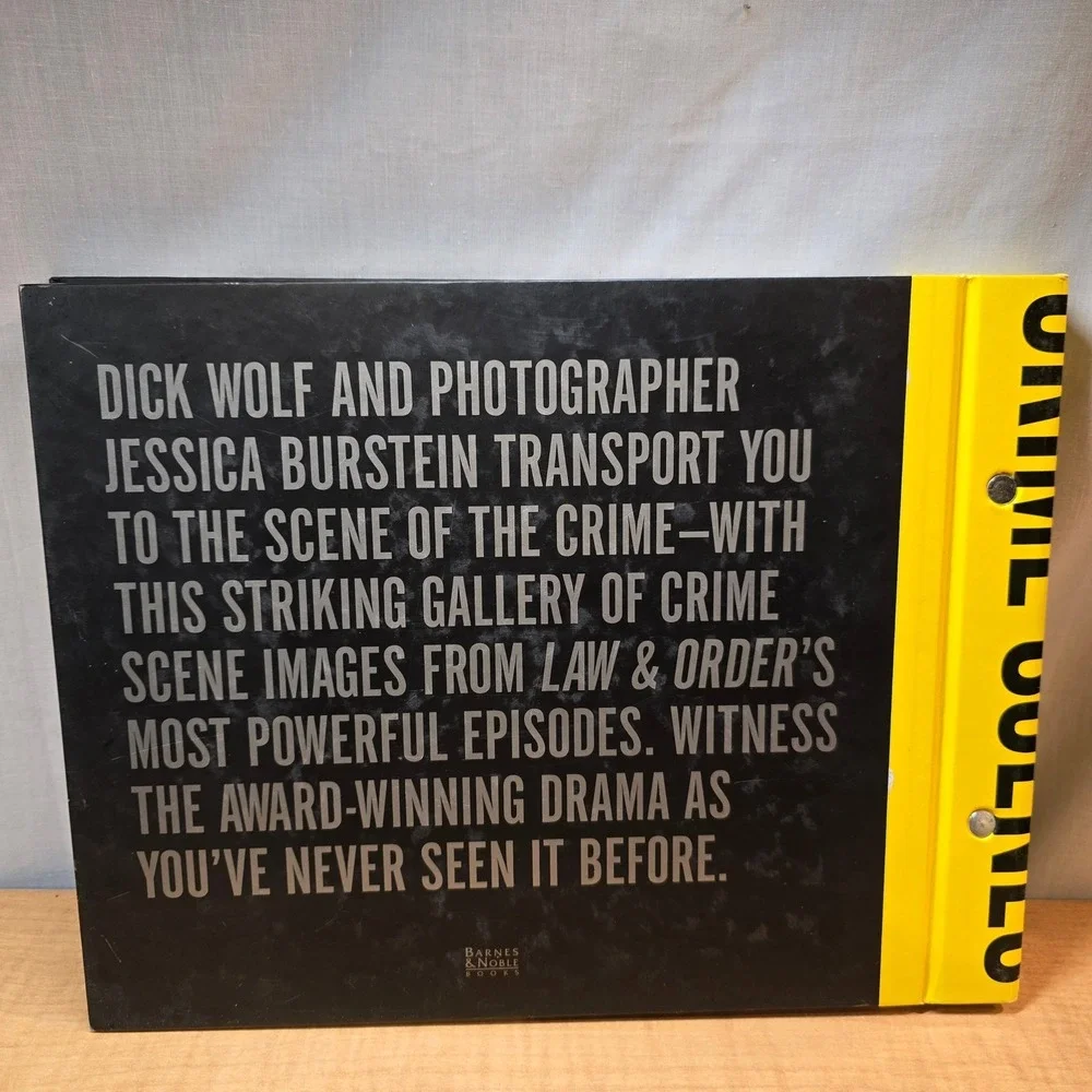 Law & Order Crime Scenes Book by Dick Wolf 2003‎ First Edition